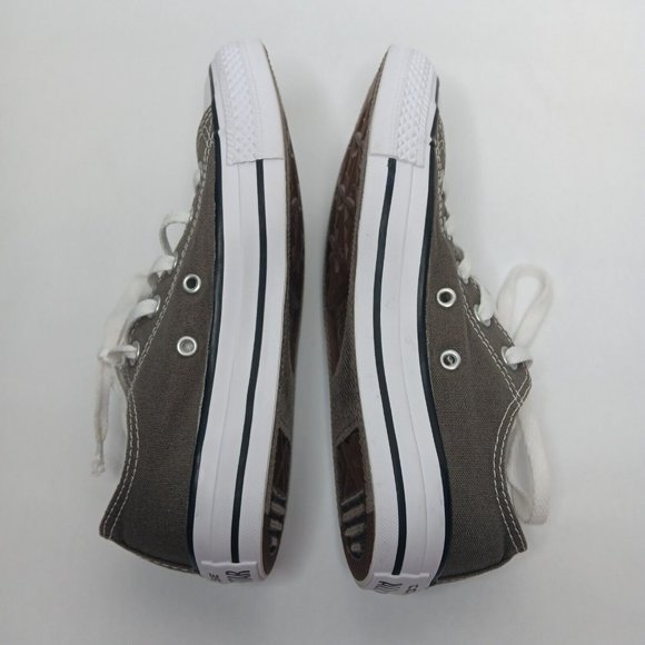 Converse All Star Womens 6 Mens 4 Shoes Low Top Gray Canvas Sneakers Lace Up - Picture 14 of 16